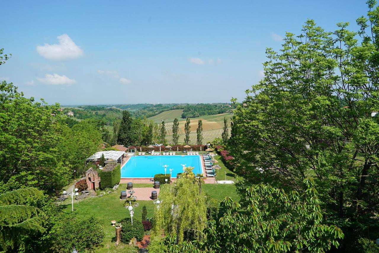 Double Room with Pool View