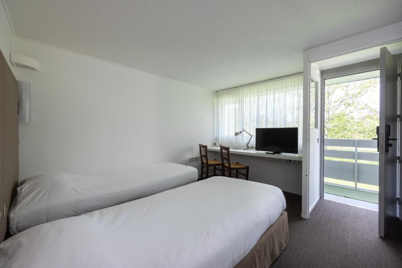 Twin Room,1640369158:JPEG