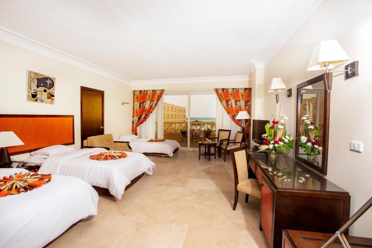 Standard Triple Room with Pool View,1277139757:JPEG