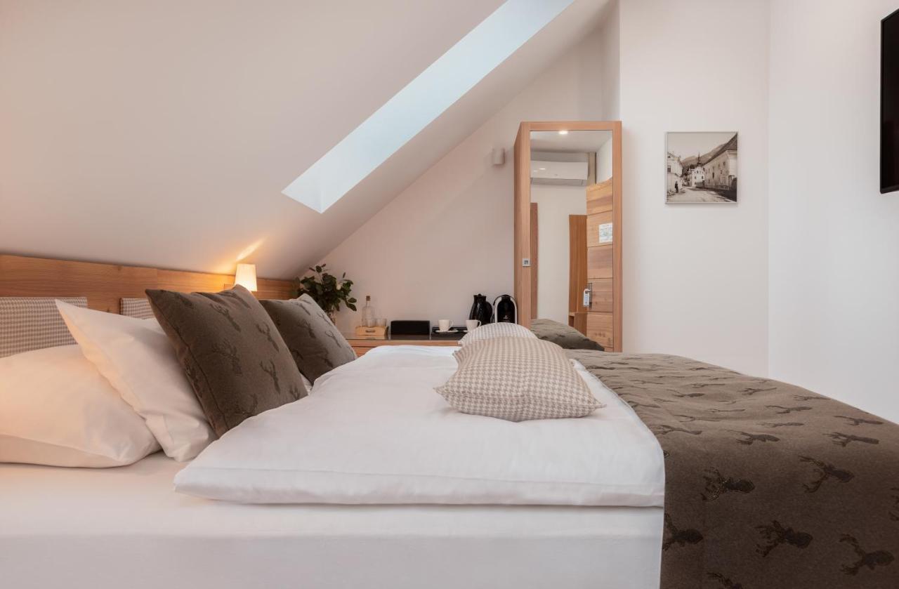 Double Room with Mountain View