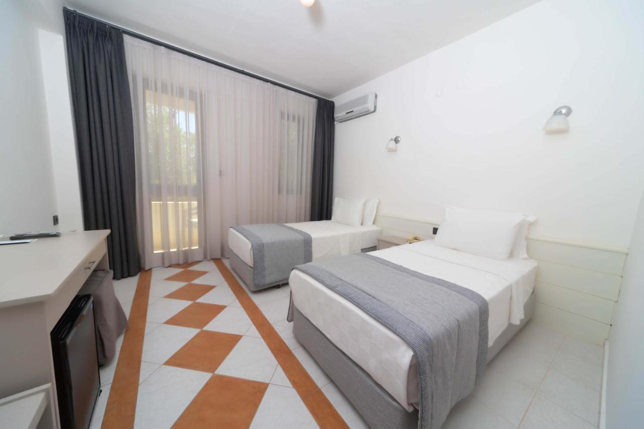Economy Twin Room
