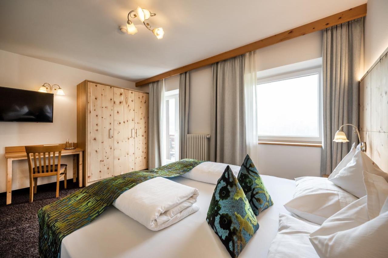 Double or Twin Room Mountain View