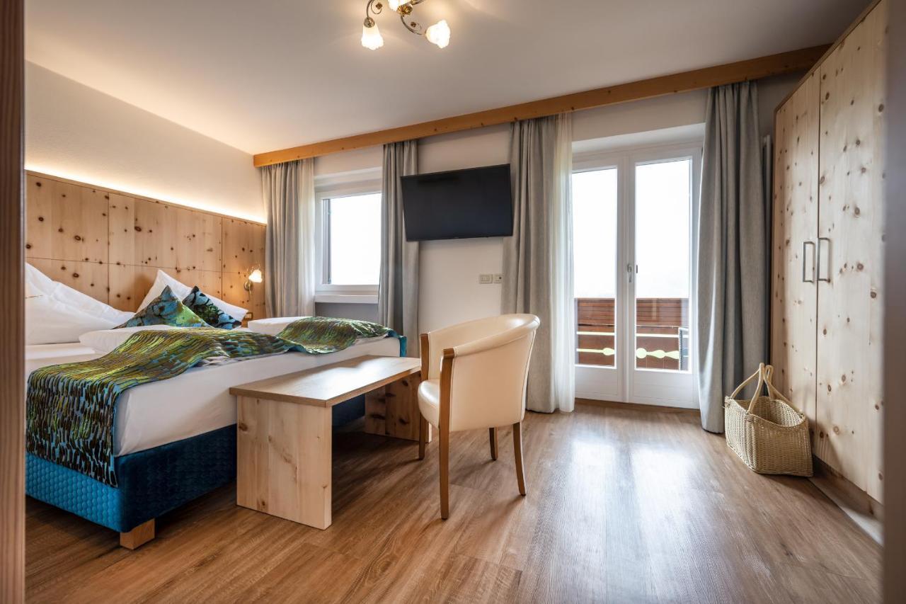 Double or Twin Room Mountain View