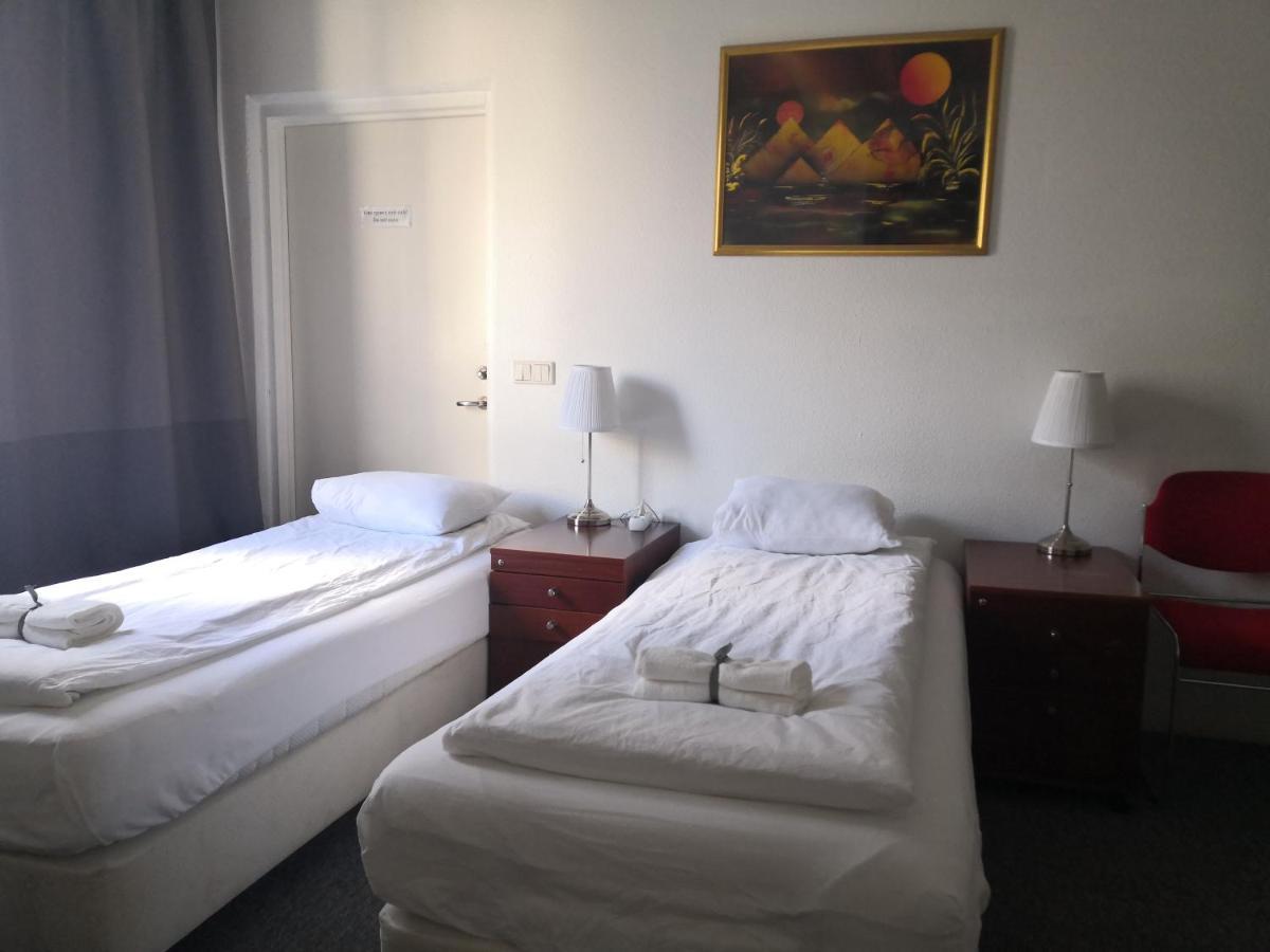 Standard Double or Twin Room,1371919916:JPEG