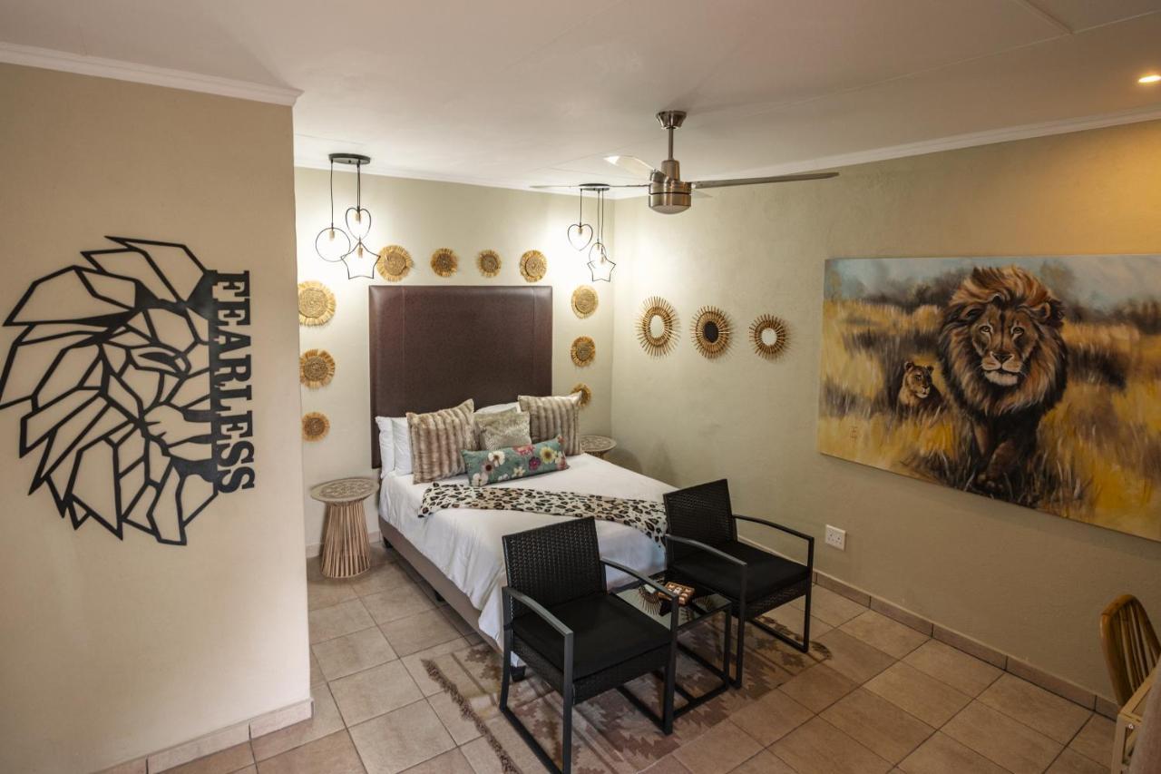 Queen Room