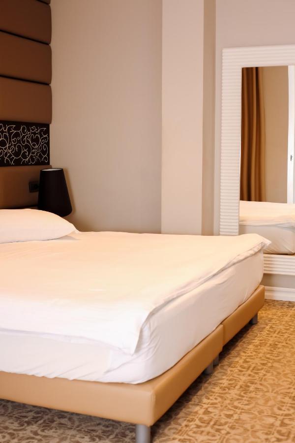 Superior Double or Twin Room with Balcony