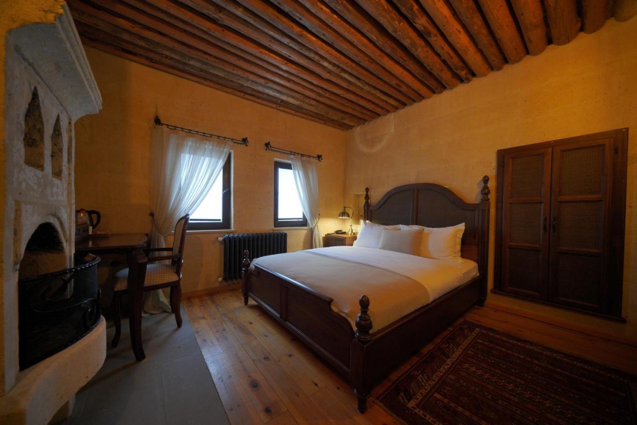 Double Room Mountain View