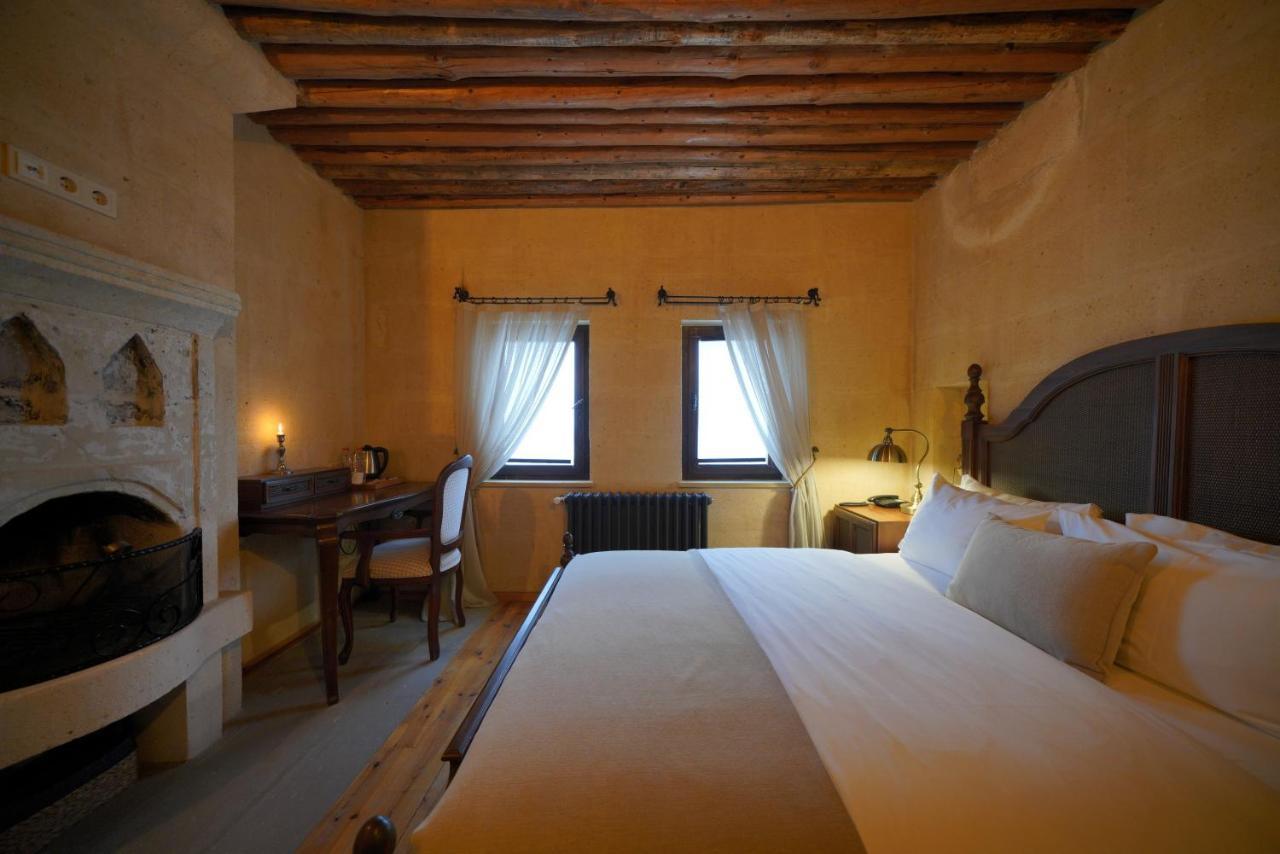 Double Room Mountain View