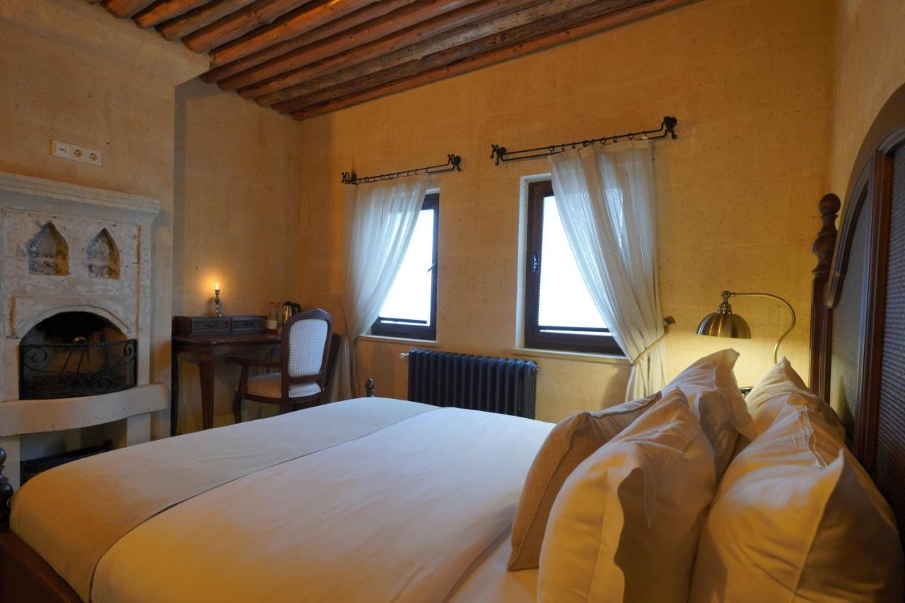 Double Room Mountain View
