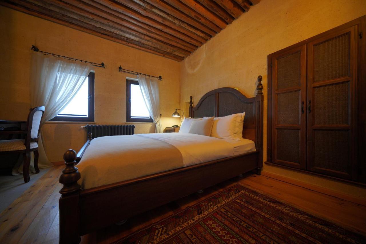 Double Room Mountain View