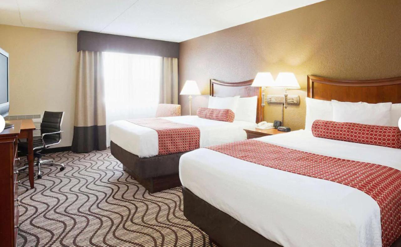 2 Full Beds, Mobility/Hearing Impaired Accessible Room, Non-Smoking