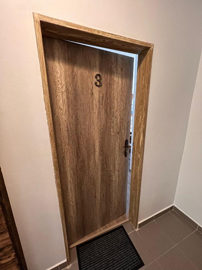Dreibettzimmer