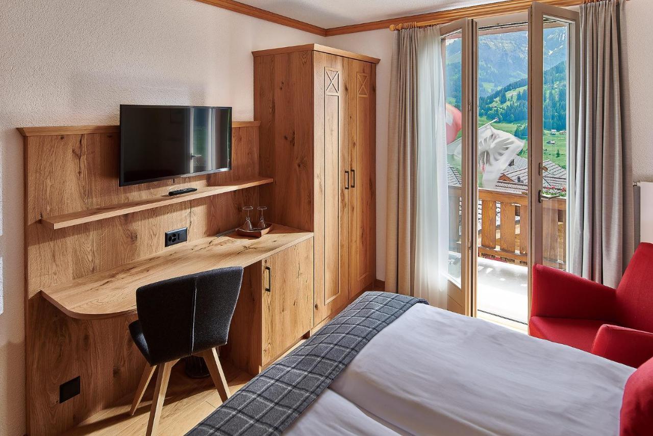 Double Room Mountain View South