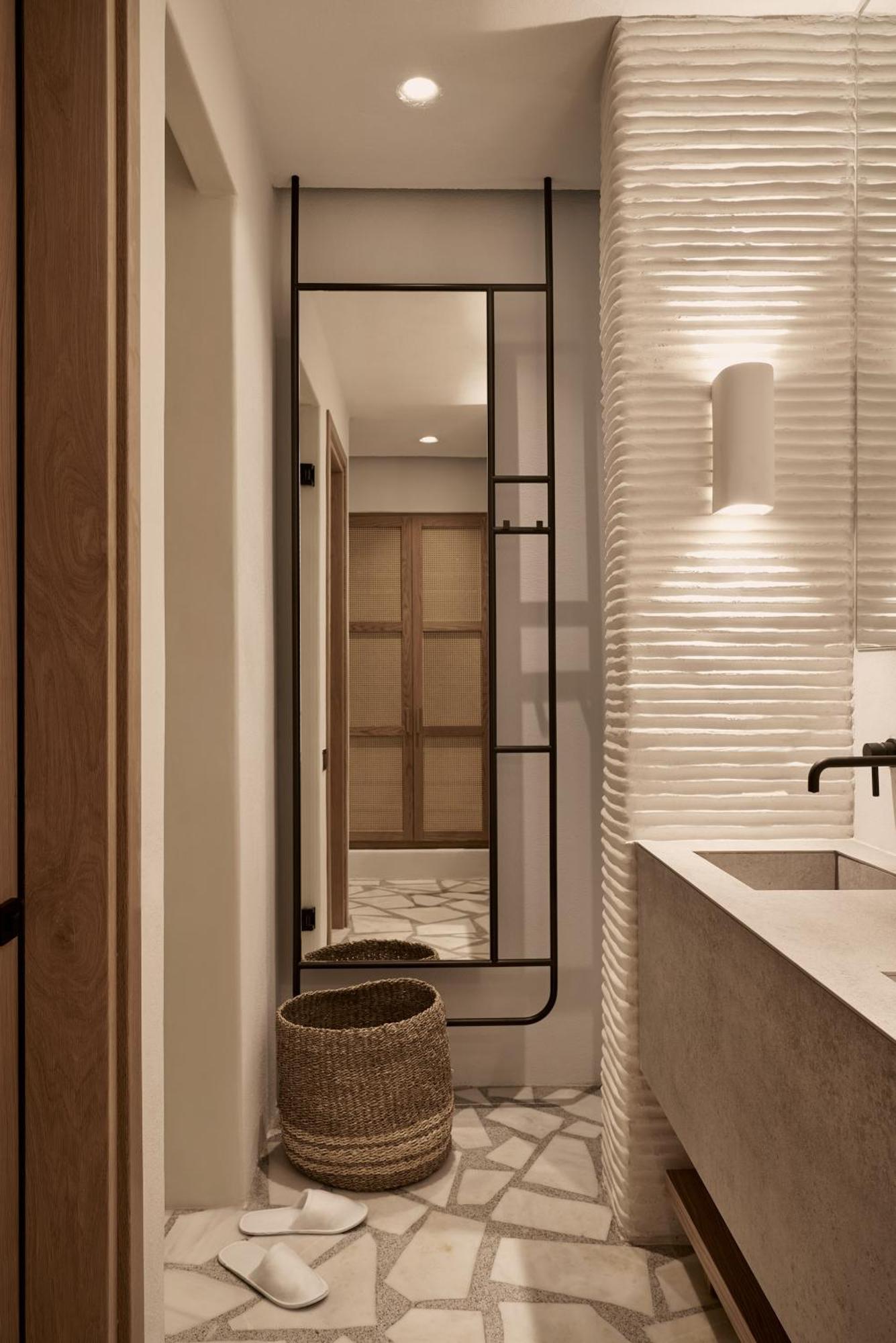 Suite with Private Pool