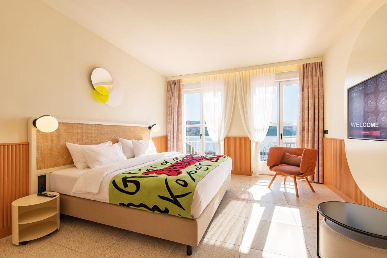 Superior Double Room with Sea View