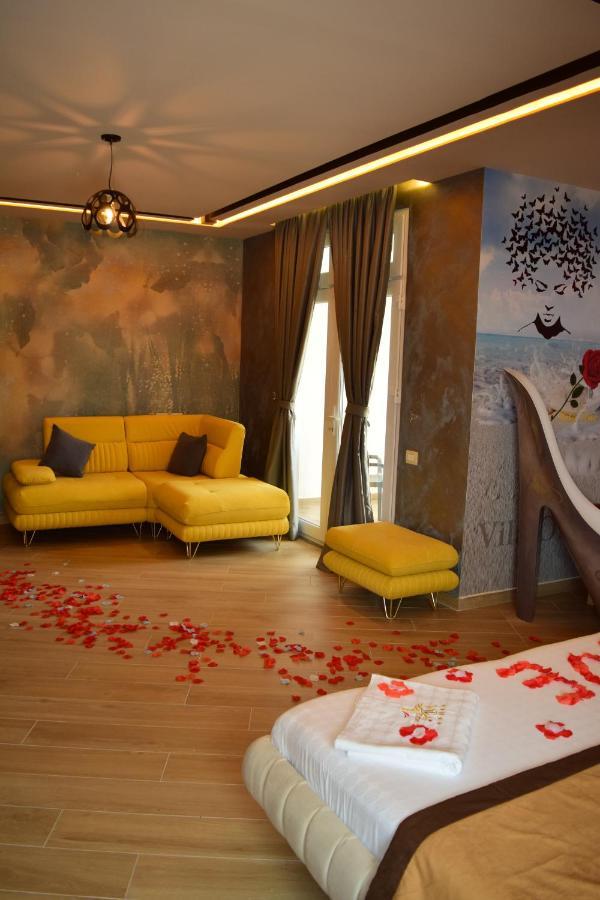 Deluxe Suite with Outdoor Spa Bath