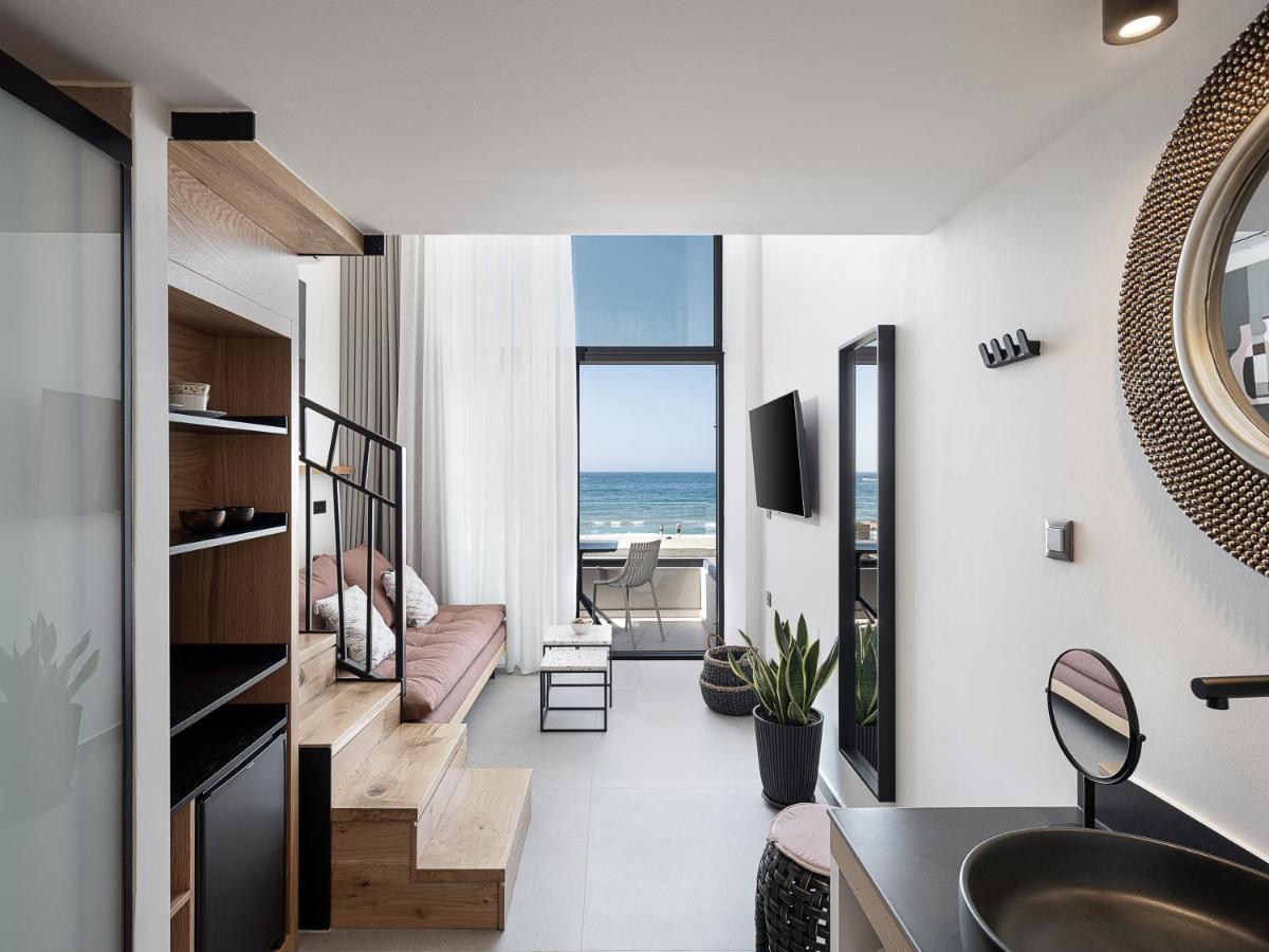 Loft Suite with Direct Sea View