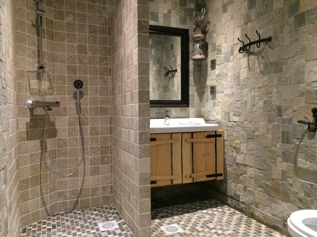 Double or Twin Room with Balcony and spa access