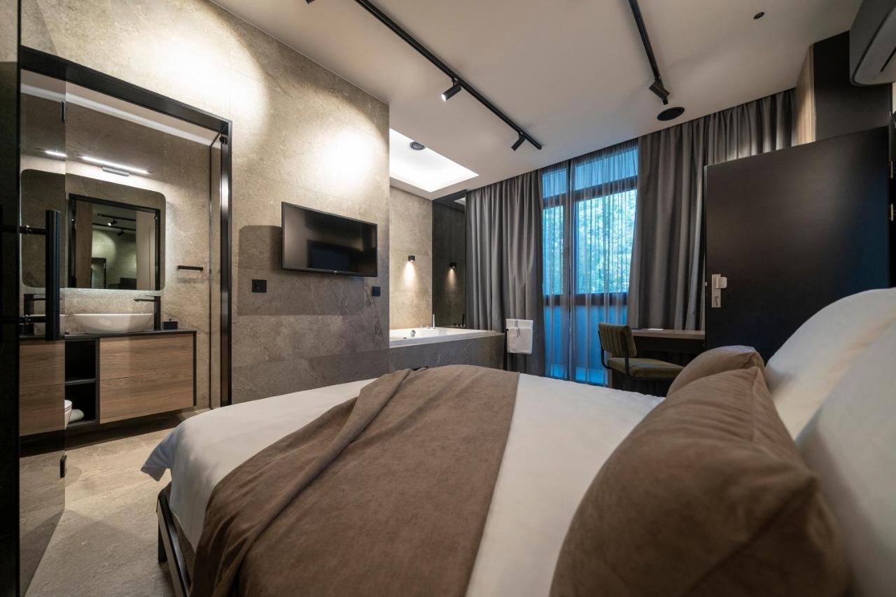 Chambre Double avec Baignoire Spa