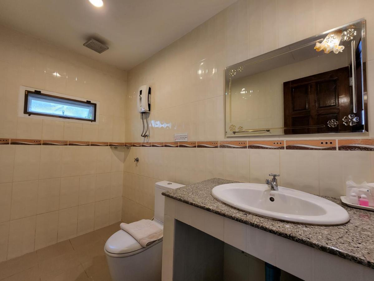 Twin Room with Balcony