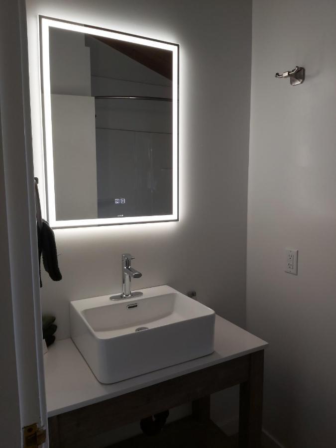 Standard Cabin