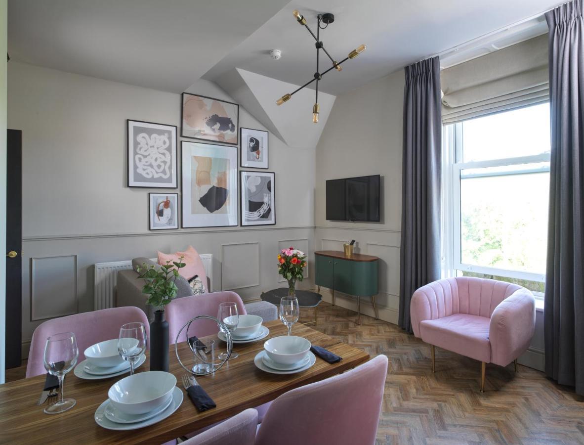 Two-Bedroom Apartment with Two Double Beds