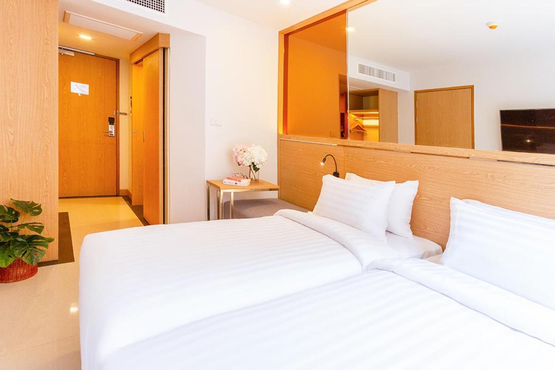 Superior Double or Twin Room,1244123026:JPEG