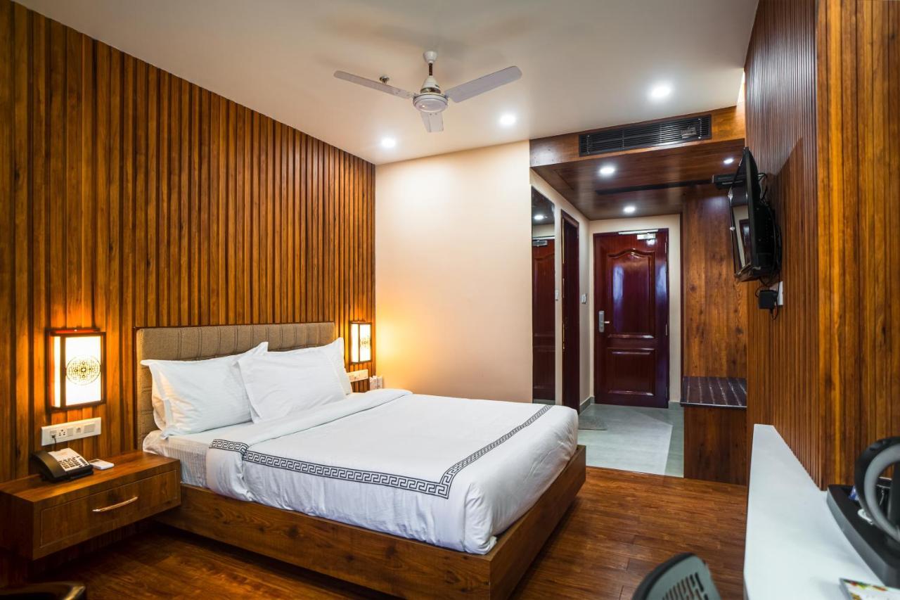 Deluxe Room,1245165838:JPEG