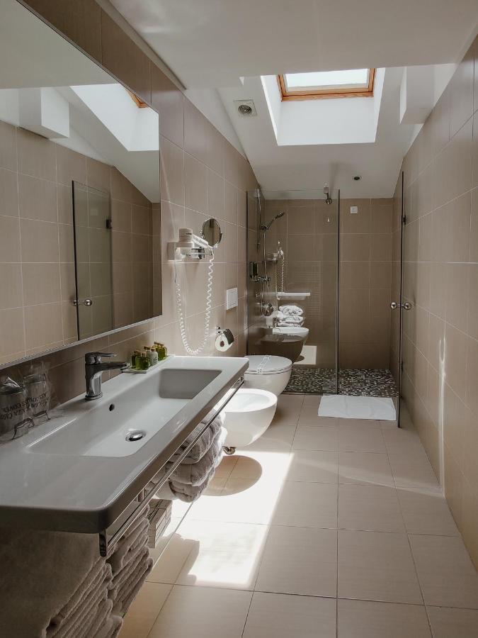 Two-Bedroom Suite with Terrace and Sea View,1245255070:JPEG