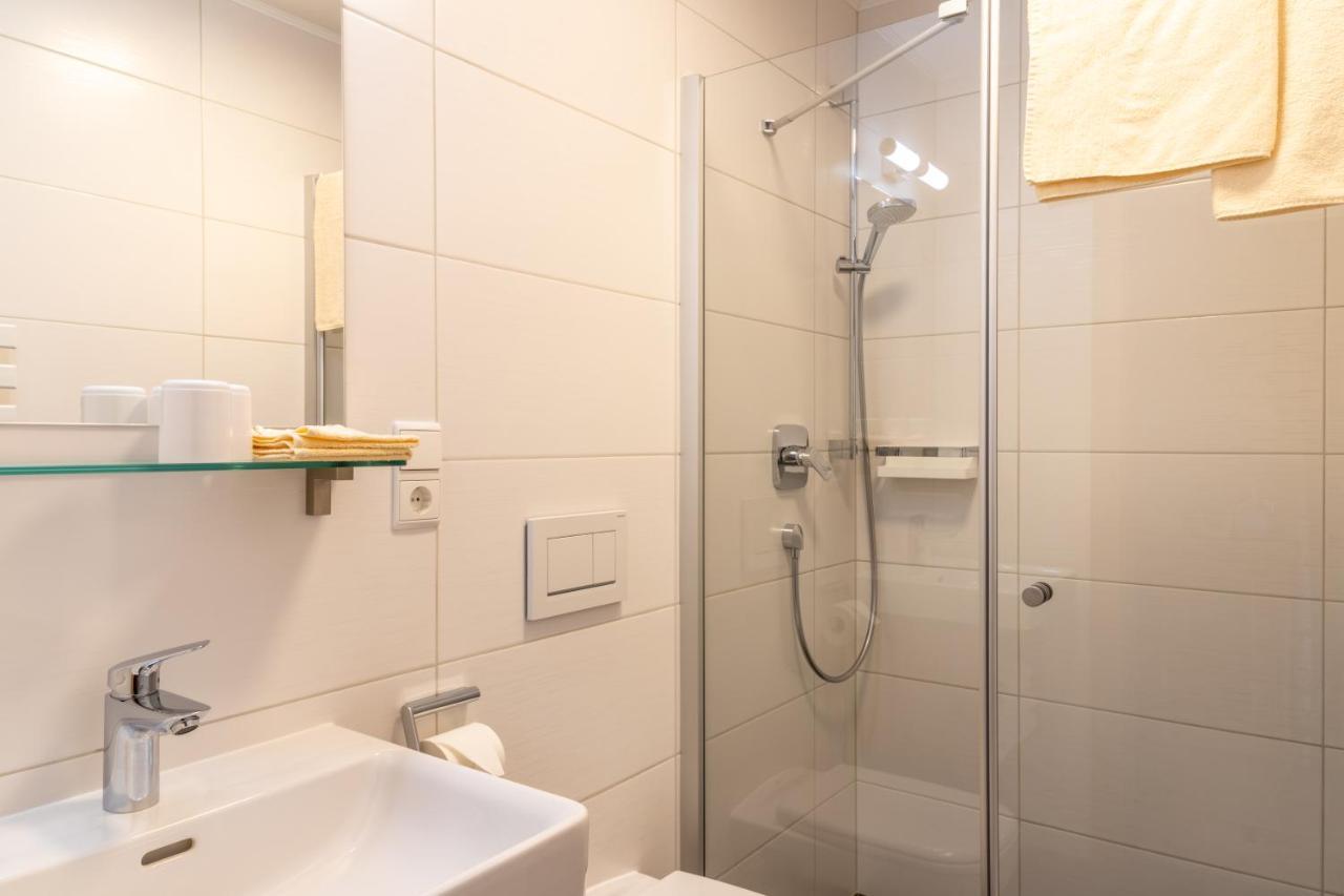 Apartment mit Balkon