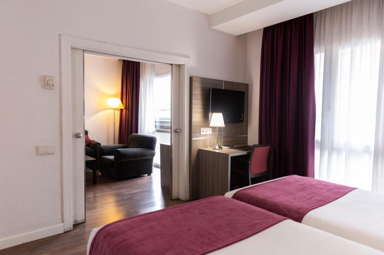 Double Room Lounge,1709950493:JPEG