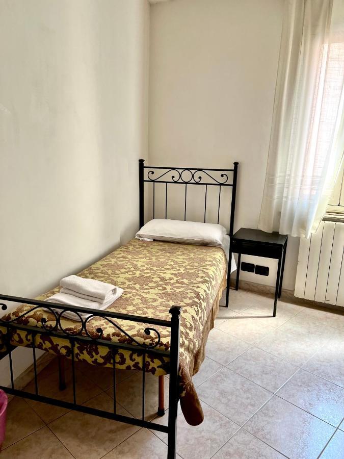 Single Room,1246452520:JPEG