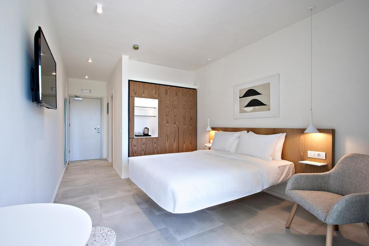 Suite - Two Bedroom - Sea View - Terrace