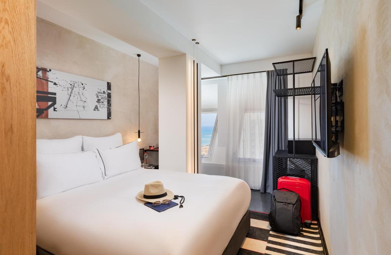 Urban Room