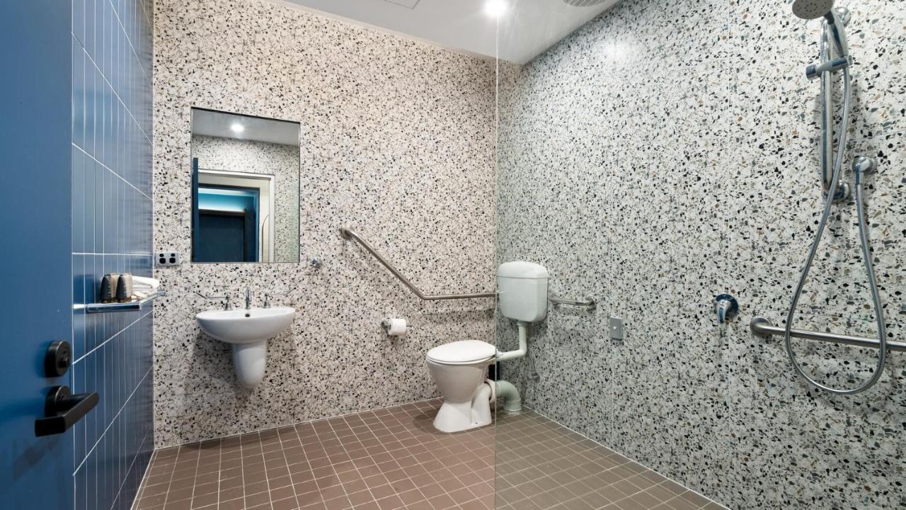 Guest Room - Accessible