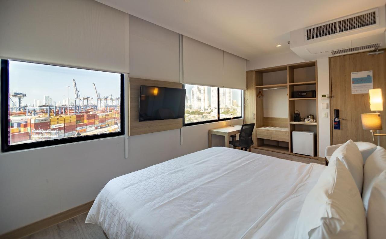 Quarto Standard com Cama King-size - Andar Superior