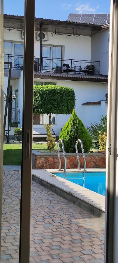 King Room Pool View