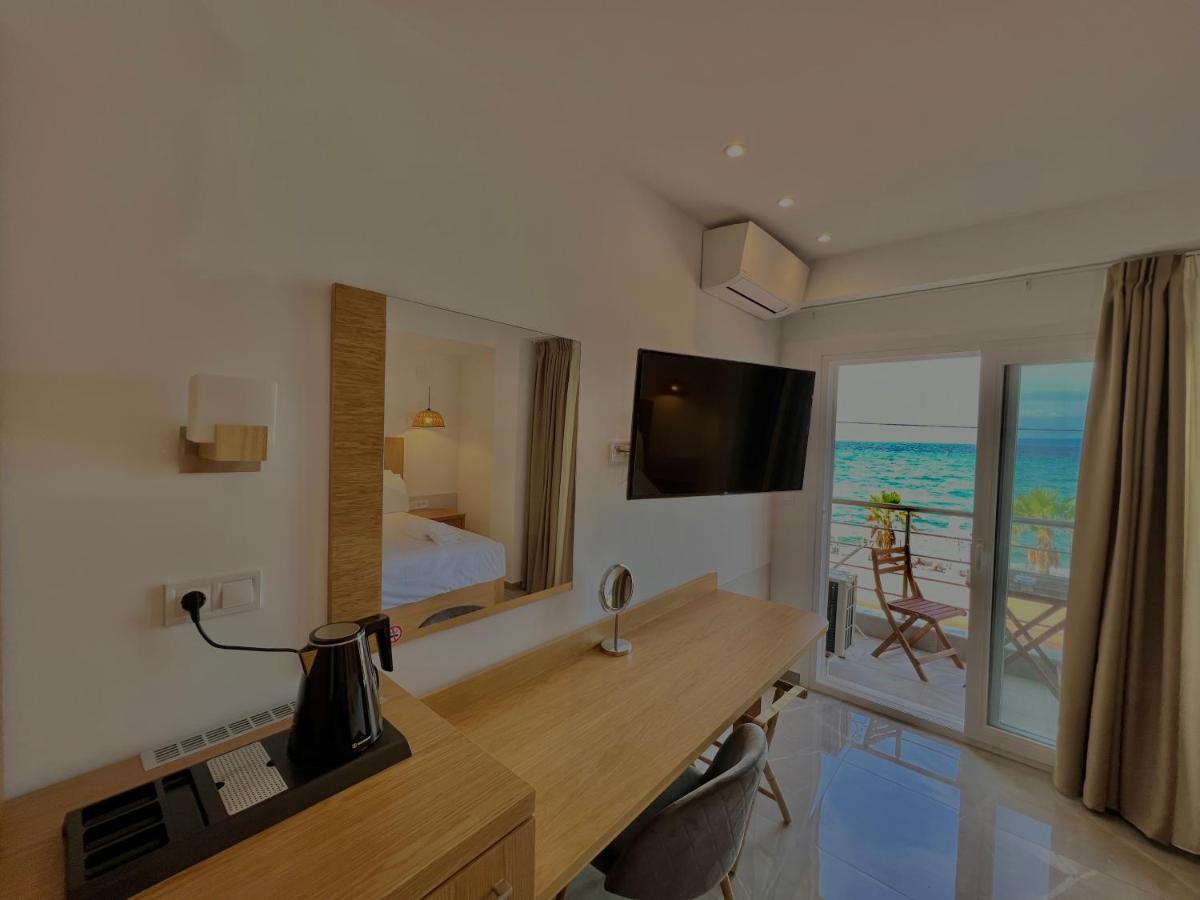 Queen Room with Sea View