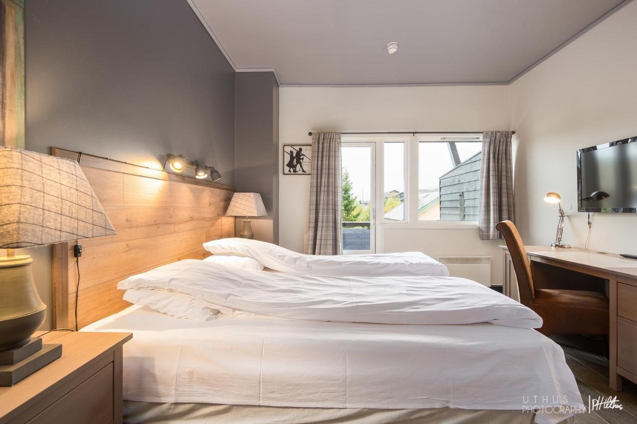 Standard Double or Twin Room Balcony