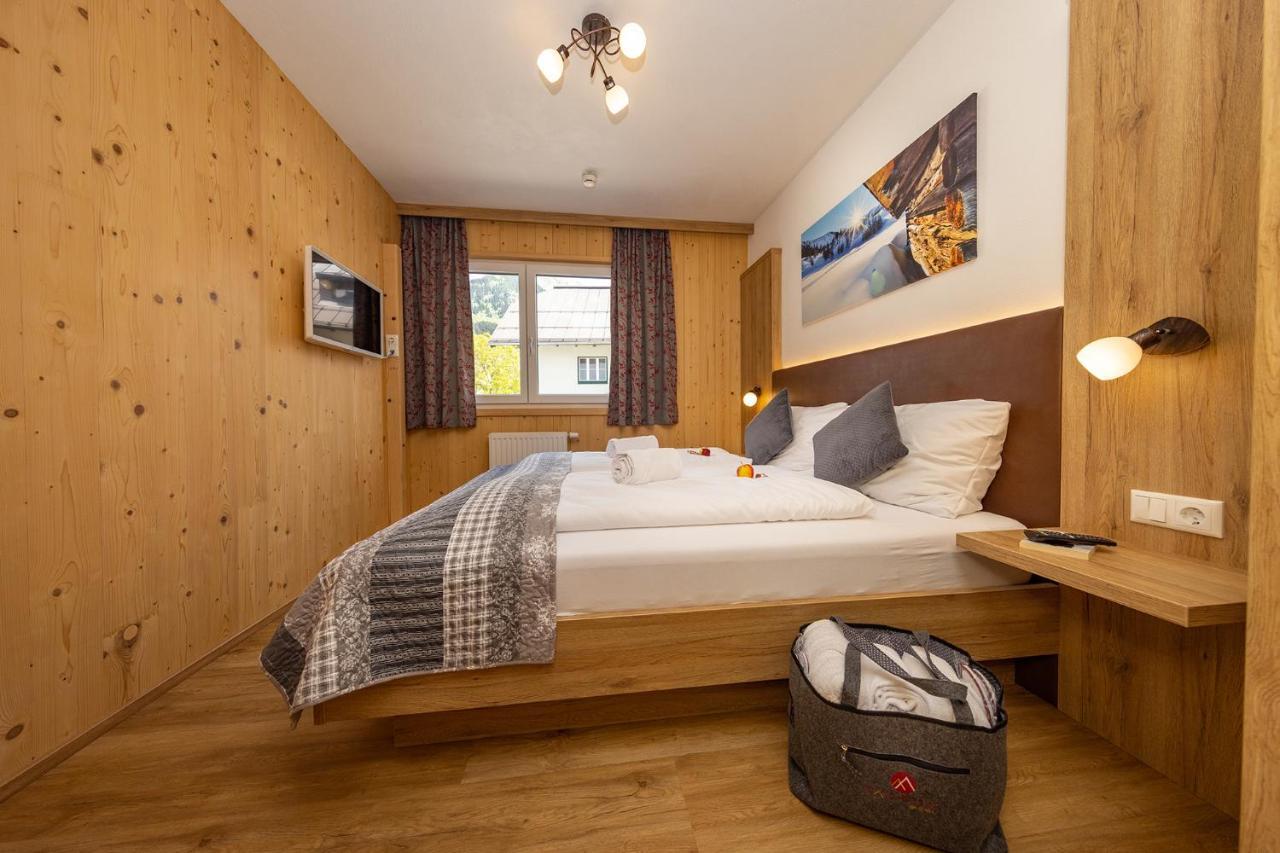Two-Bedroom Apartment with Shower