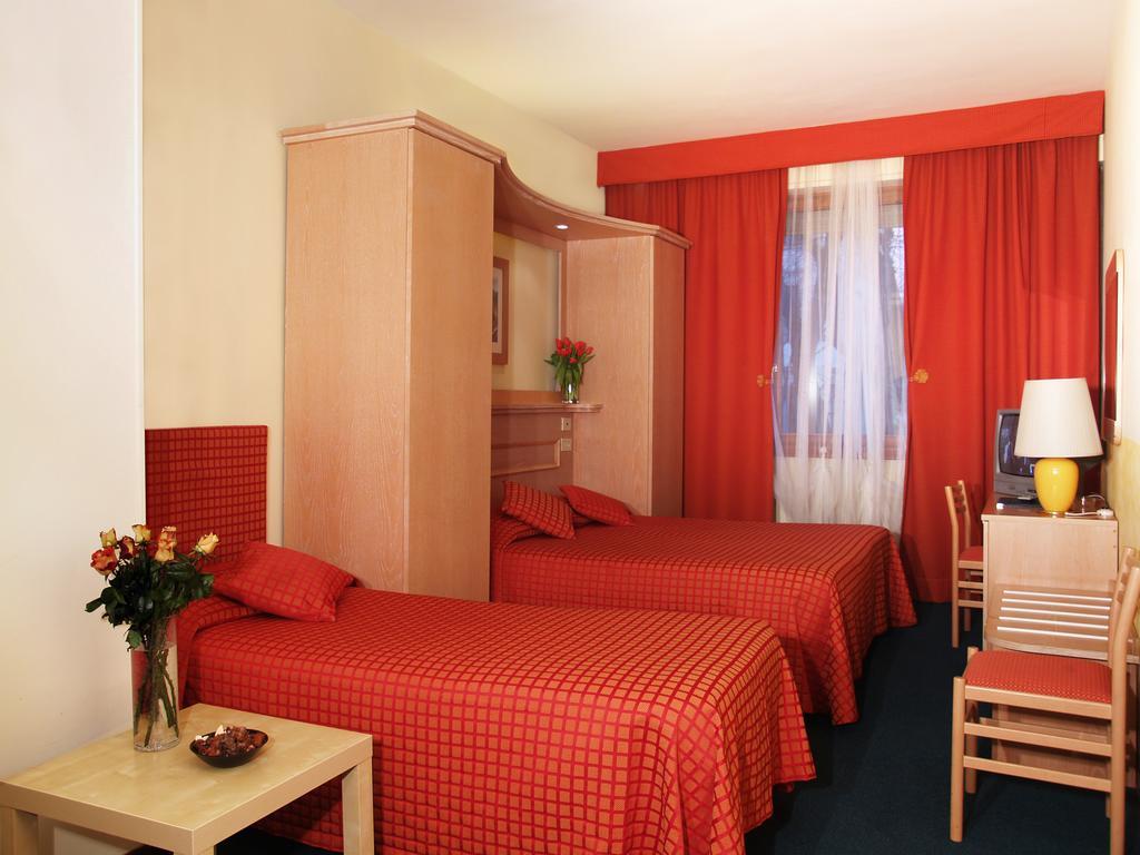 Habitación Triple Estándar