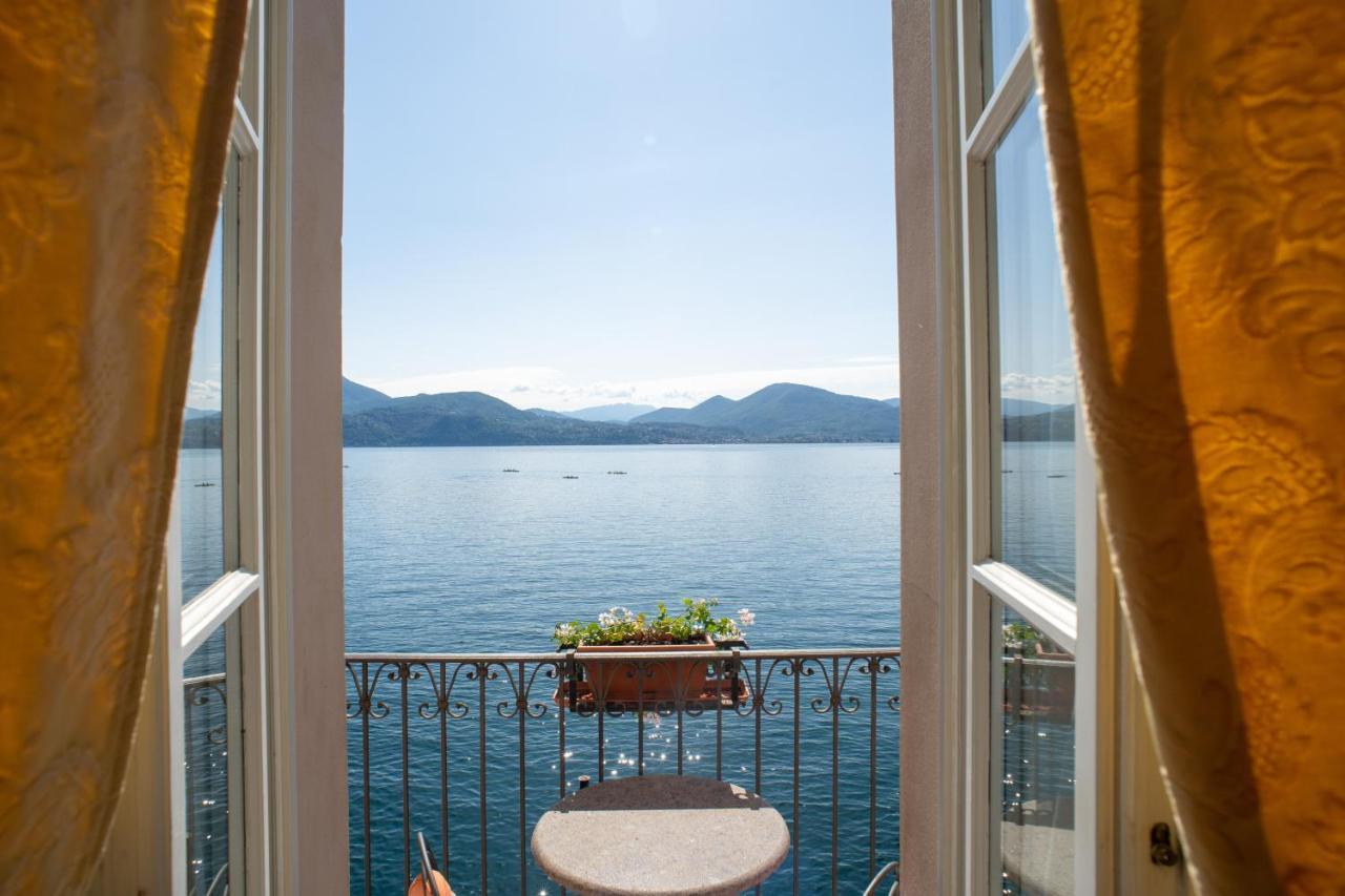 Suite with Lake View
