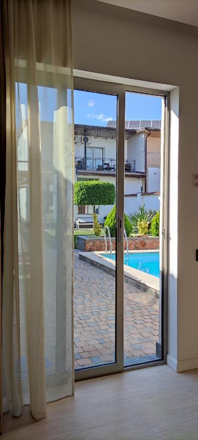 King Room Pool View