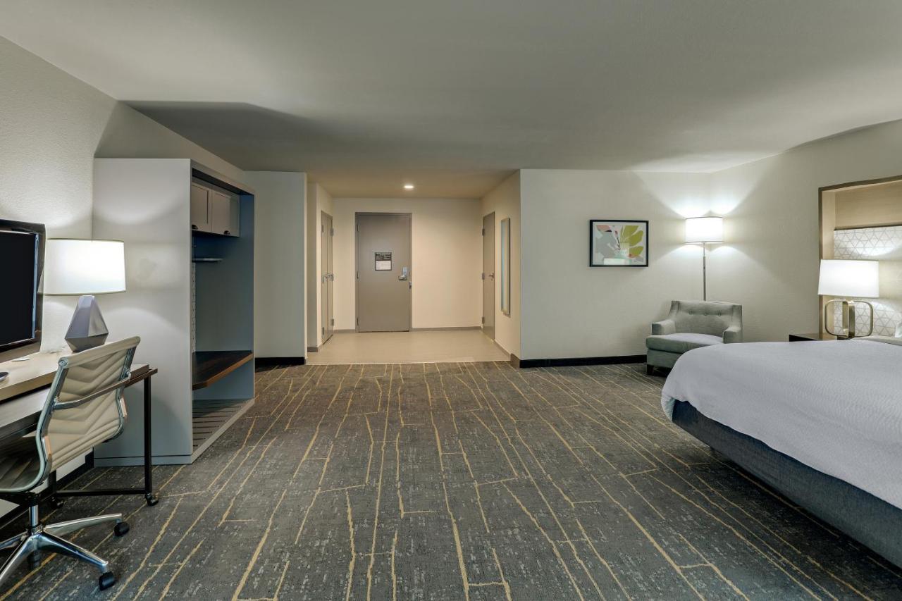 King Room Mobility Access or Hearing Accessible