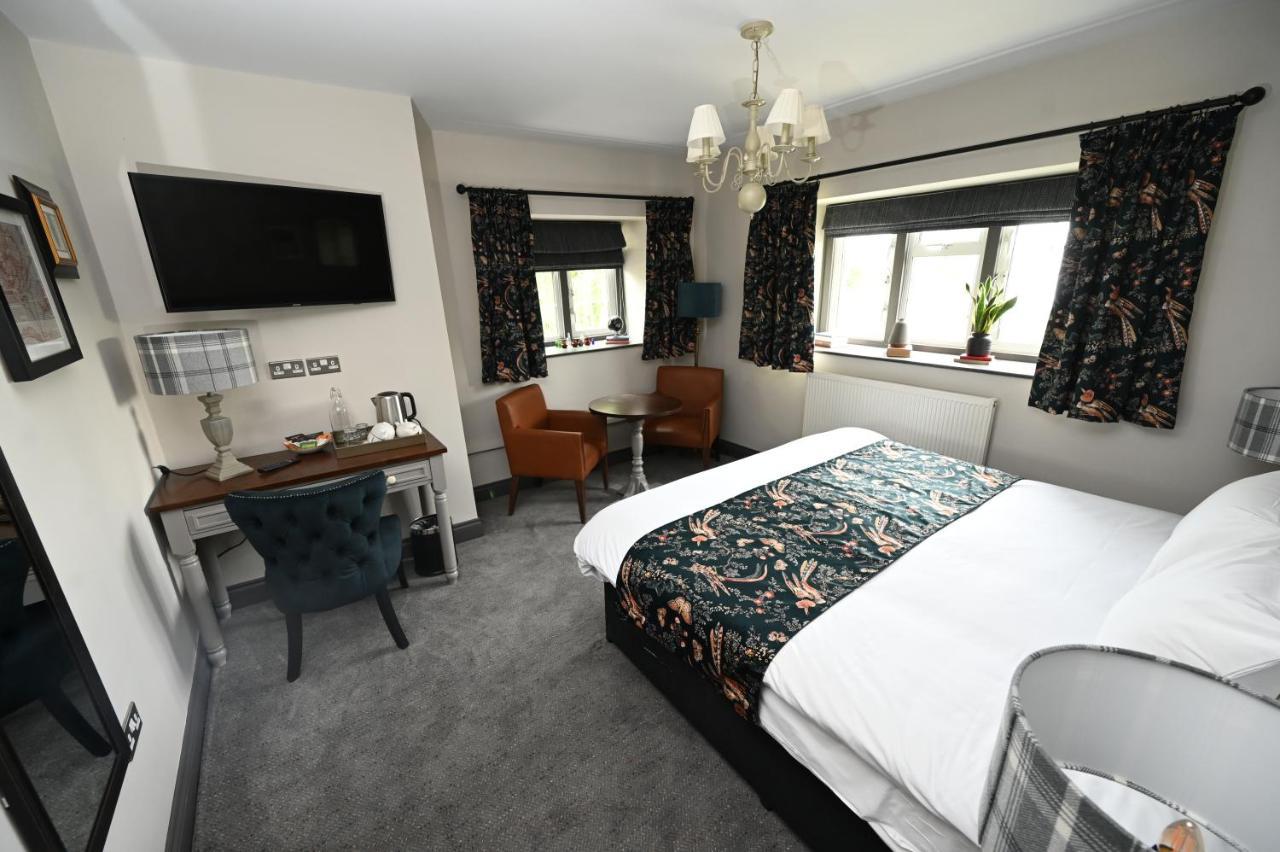 Double Room,1253366986:JPEG