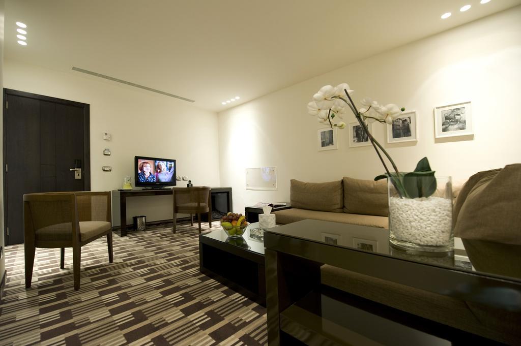 Premium One-Bedroom Suite