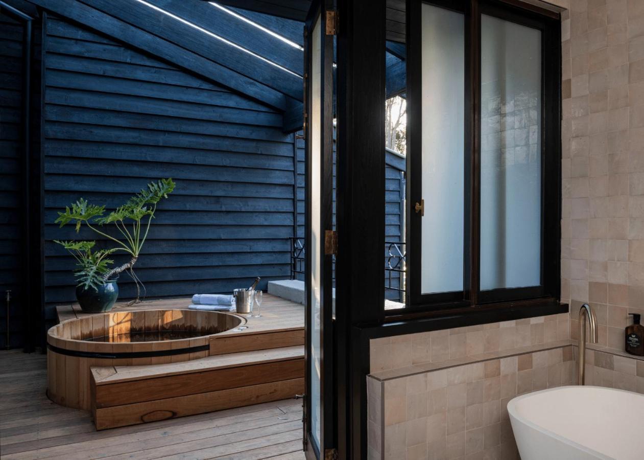 Oriental Suite