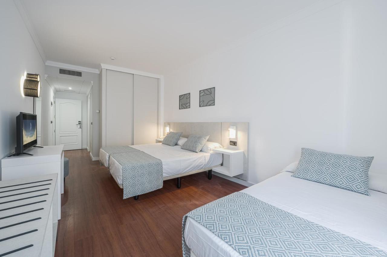 Doppelzimmer (2 Erwachsene + 1 Kind)