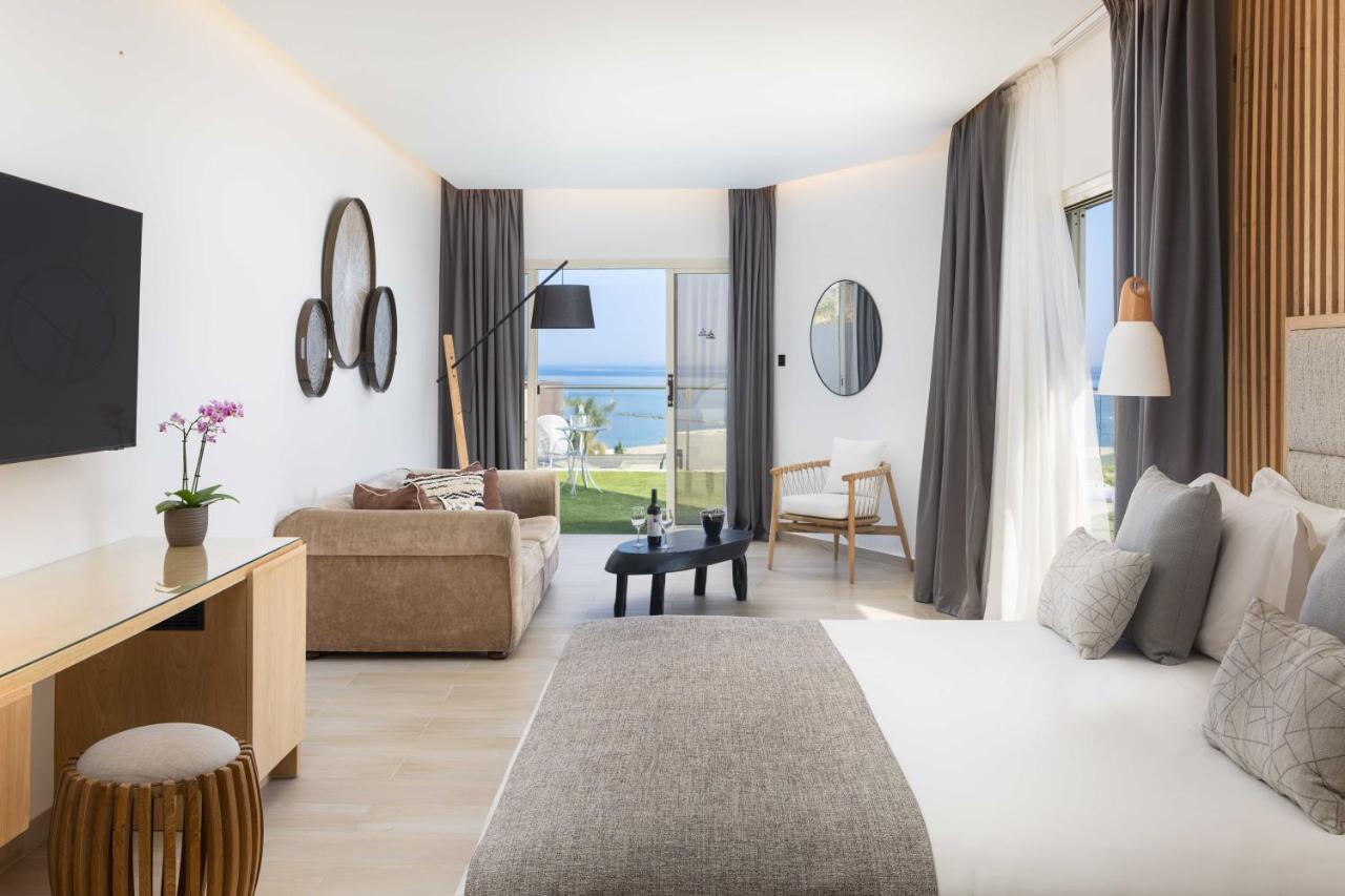Limonia Terrace Suite Sea View Outdoor Whirlpool