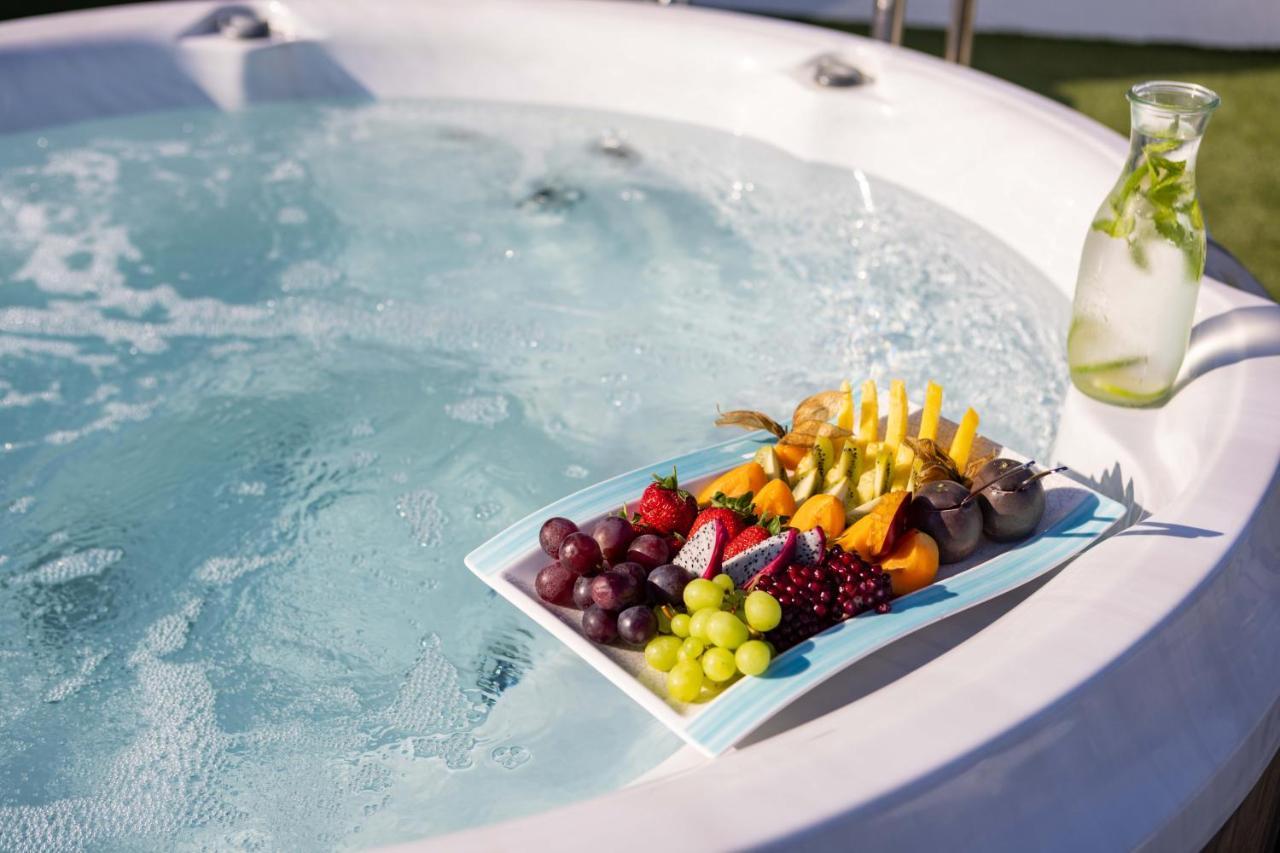 Limonia Terrace Suite Sea View Outdoor Whirlpool